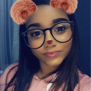 Meet your Posher, Hilda